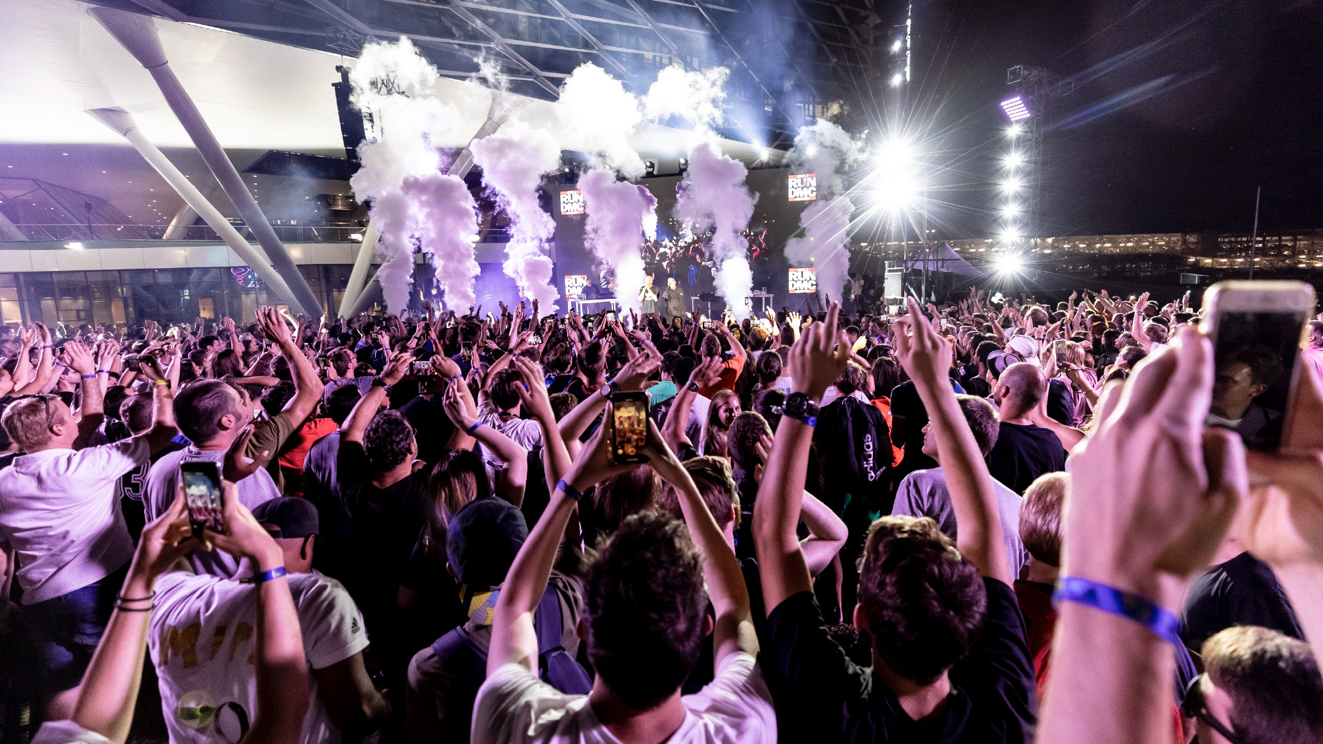70 Jahre Jubil&auml;umsfeier mit Pharrell Williams, Tennis-Ikone Stan Smith, dem deutschen Fu&szlig;ballweltmeister Philipp Lahm und Run DMC (Foto)