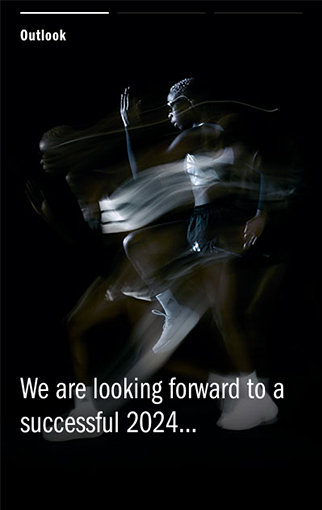 A blurred person starting to run (Photo)